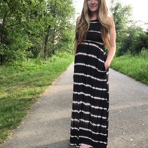 Honey & Lace Tie Dye Maxi S